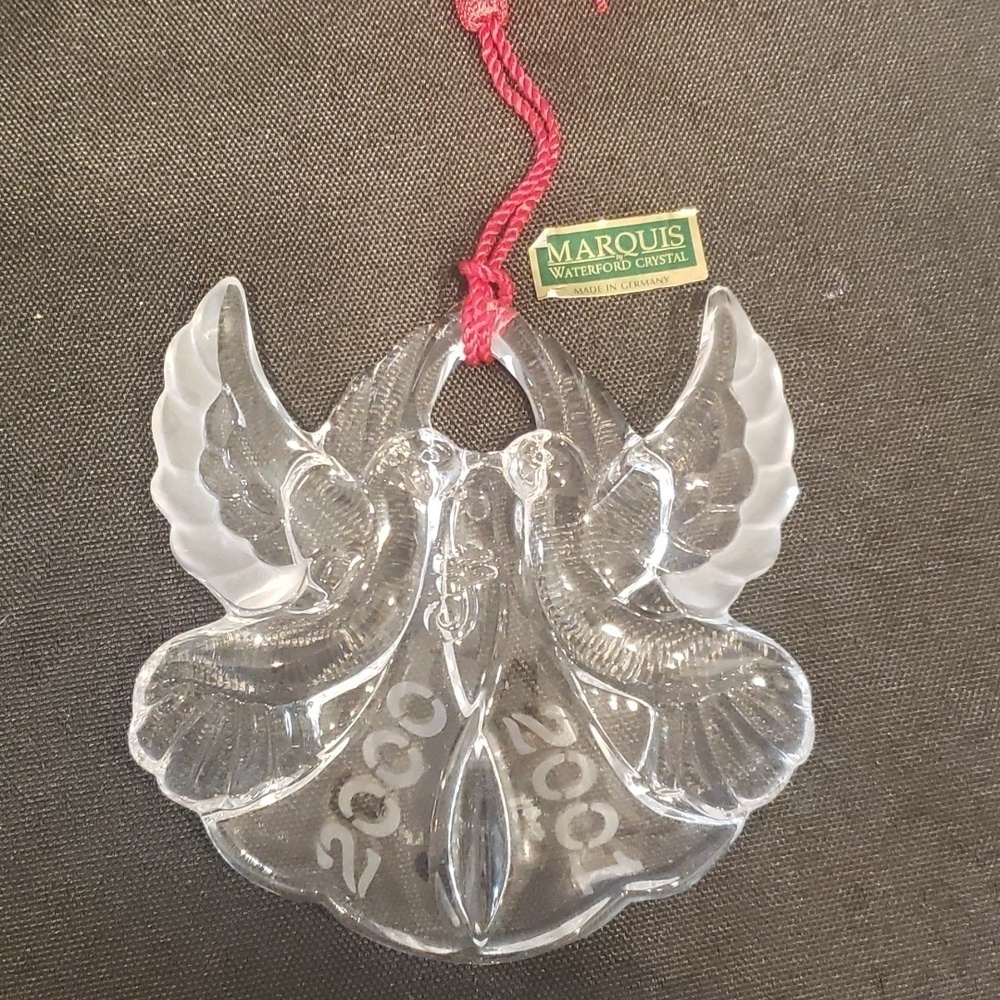 Waterford Millennium Doves of Peace 2000/2001 ornament Marquis Limited edition